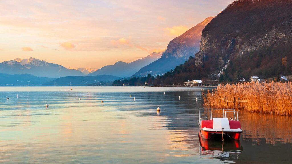 Pourquoi opter pour un massage à Evian pour se ressourcer ?