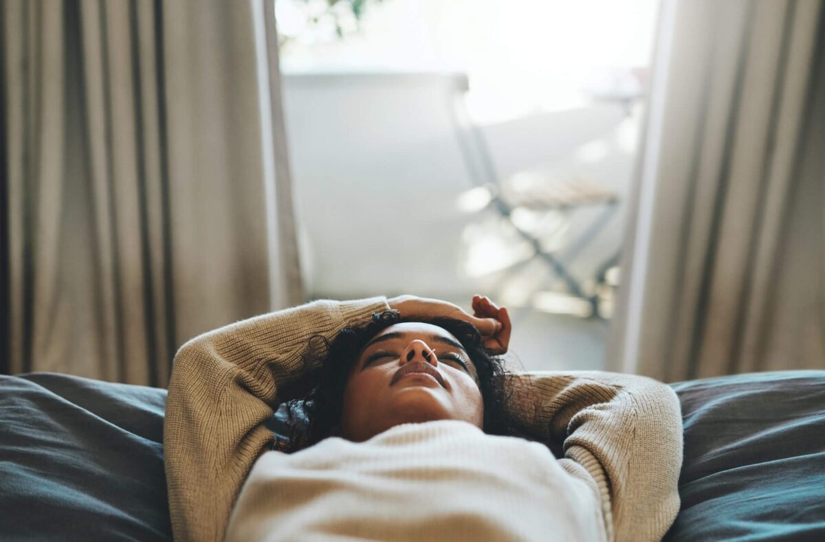 Comment soulager naturellement les problèmes liés au canal lacrymal avec le massage ?