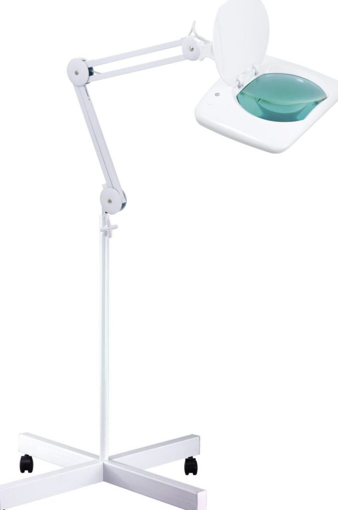 Ophtalmo Luce: Lumière sur les Avancées en Ophtalmologie Moderne