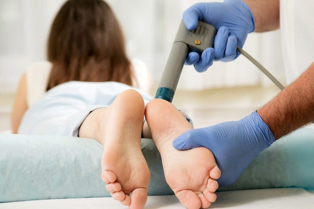 Arthroscanner avec infiltration: Guide complet pour une meilleure compréhension de cet examen diagnostique