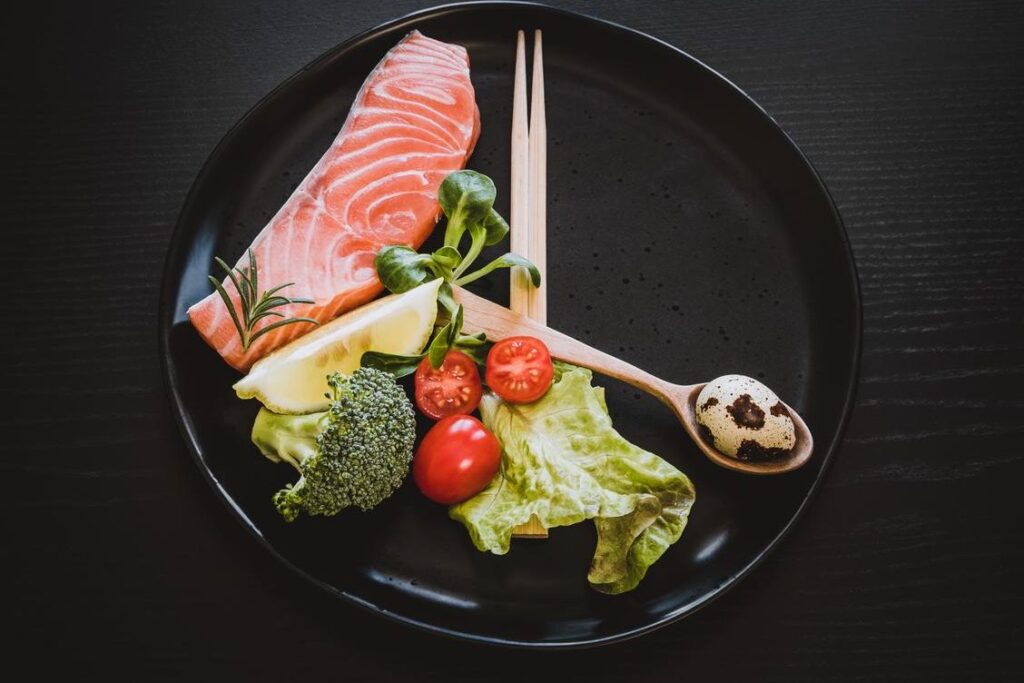 Le jeûne intermittent : la clé pour une vie saine et équilibrée ?