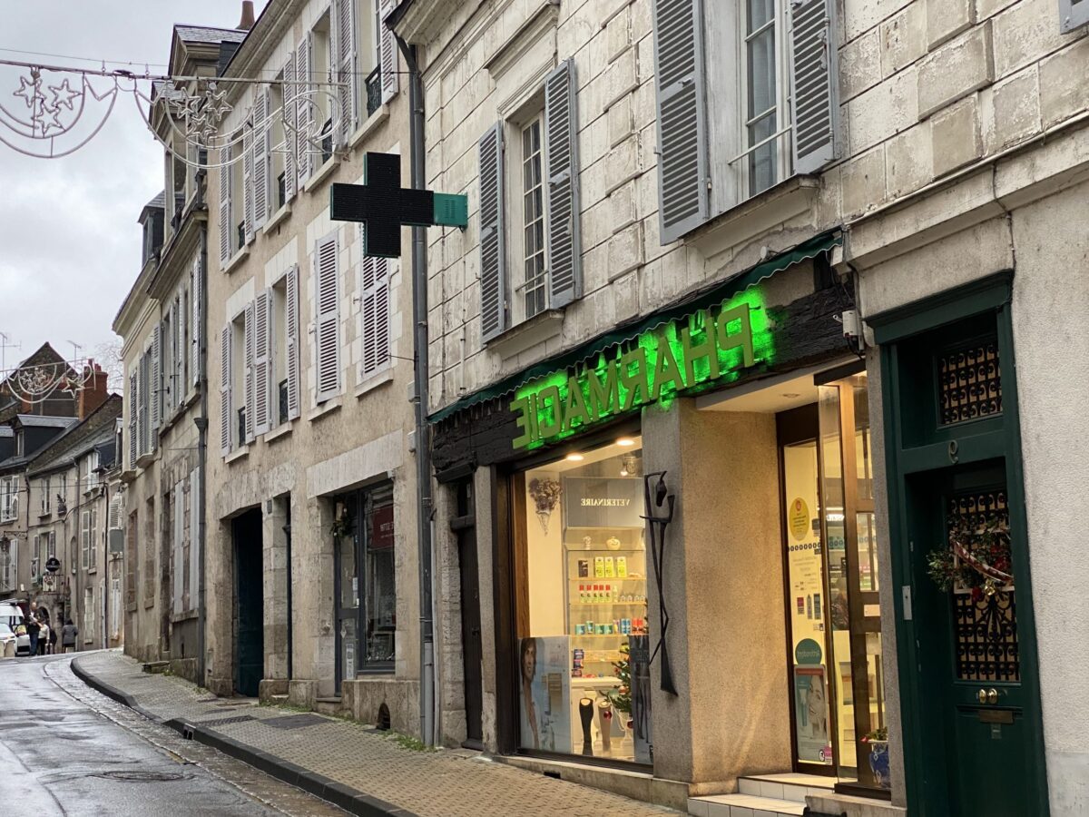 Le rôle crucial du pharmacien biologiste dans le parcours de soins contemporain