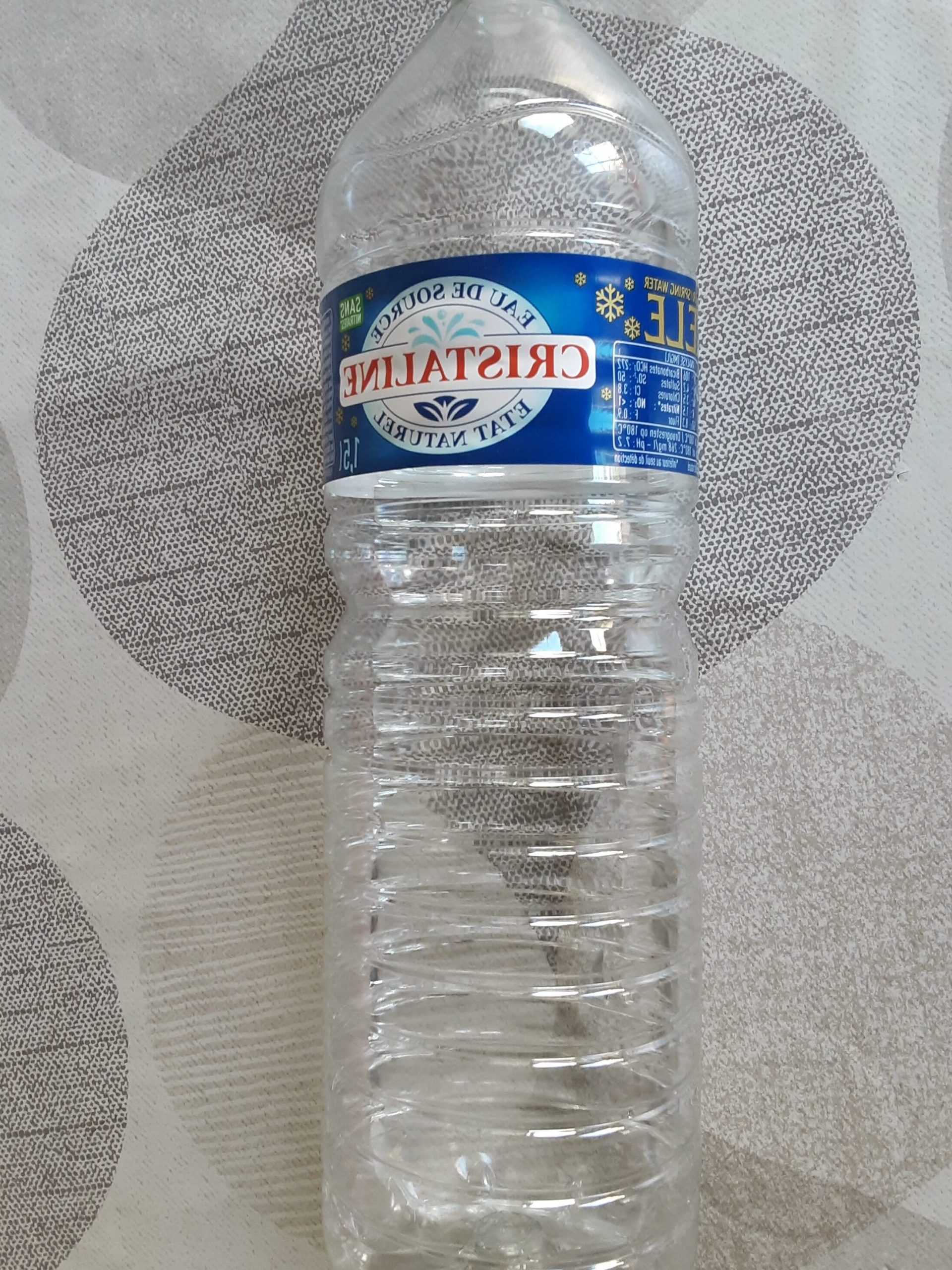 Les bienfaits de l’eau Cristaline pour l’hydratation de votre bébé