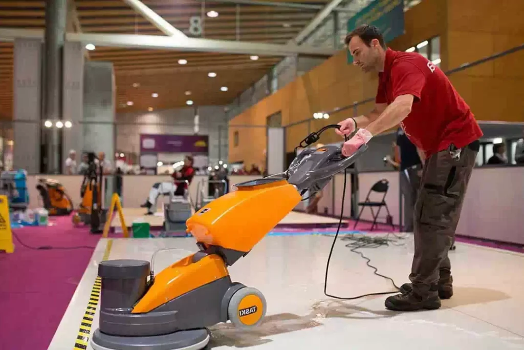 Quels produits d’hygiène sont essentiels pour voyager en avion?