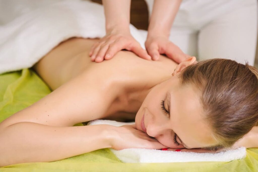 Pourquoi opter pour un massage relaxant dans un spa à Lille ?
